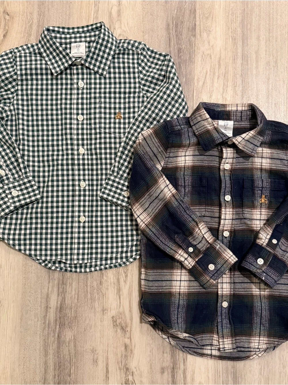 Baby GAP Boys Size 5 100% Organic Cotton Shirts Bear Logo Bundle